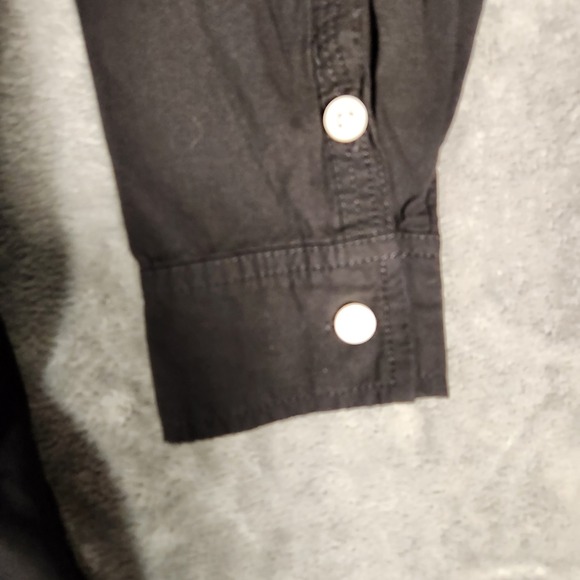 American Eagle Oversized Button Down Shirt Men's XS Black Fish Embroidery NEW - Picture 2 of 13